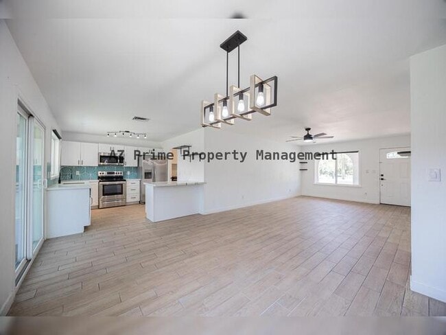 Photo - 2519 W Vineyard Rd