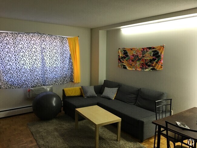 Building Photo - 285 Harvard St Rental