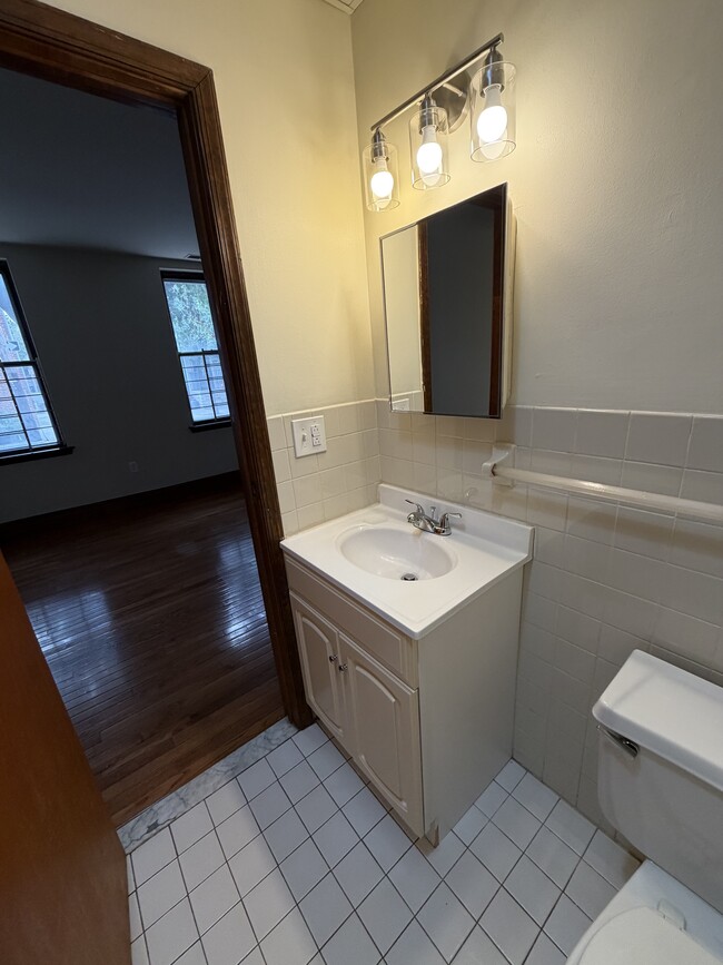 full bathroom