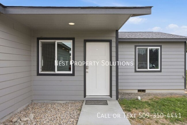 413 S Trillium Wy