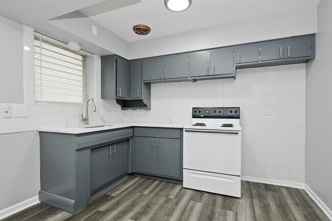 Photo - 10511 S Hale Ave
