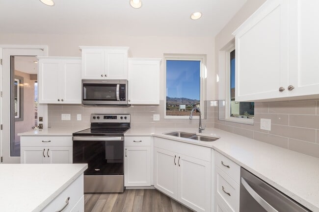 Photo - HOUSE: THE VINEYARDS AT COTTONWOOD, NEWER 2023-BUILD LUXURY HOME