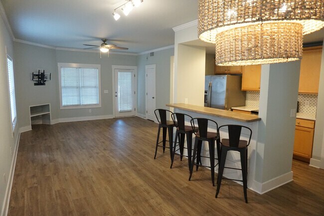 Photo - 2BR/2BA Condo in Trolley Path - $1,650/month Pet Friendly* Unit 115