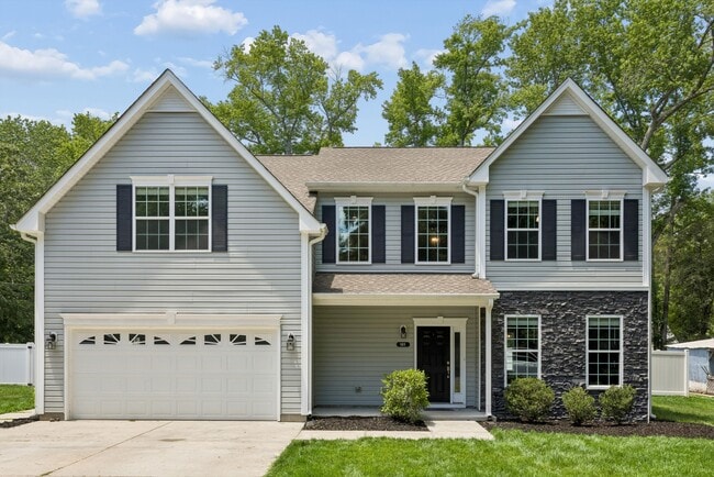Building Photo - 101 Sycamore Ln