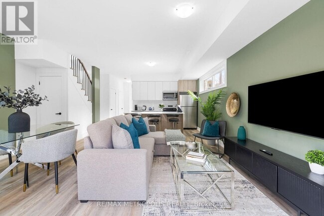 Photo - 447 Lansdowne Ave Unité Laneway