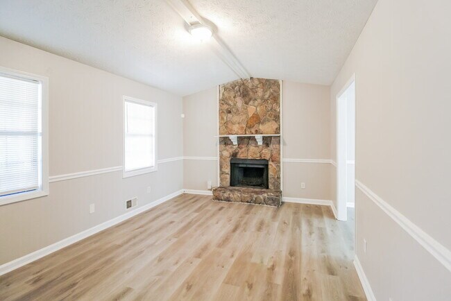 1986 Forest Pines Ct