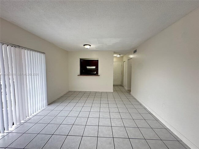 Photo - 1008 NW 45th Ave Unit 9