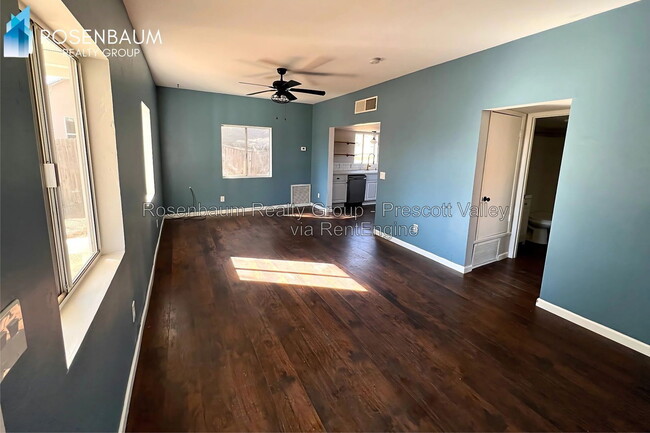 Photo - 9858 Eighth St