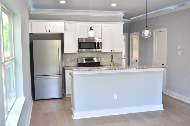 Photo - 1839 Dewalt St