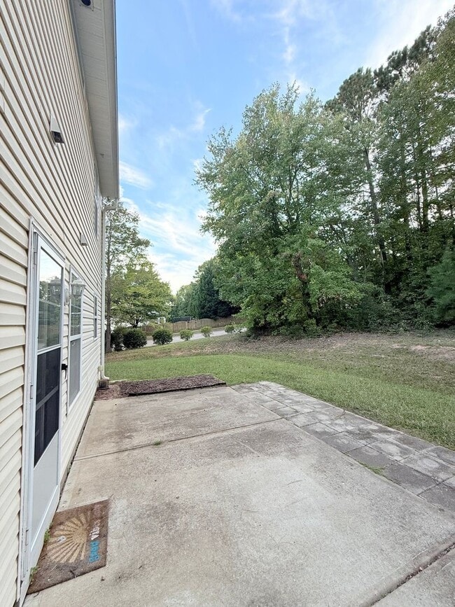 Photo - 301 Saranac Ridge Dr