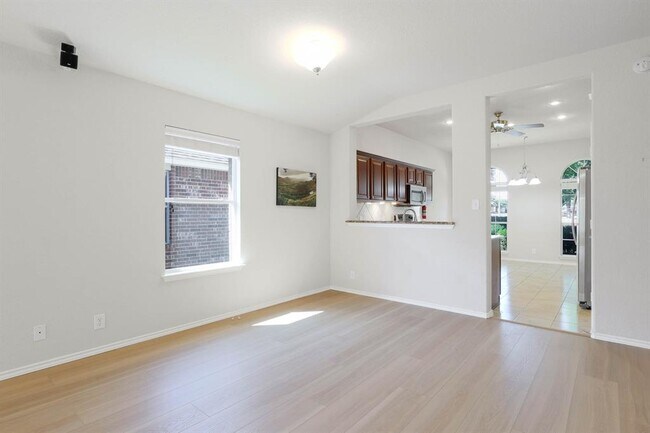 Photo - 1920 Golden Arrow Ave