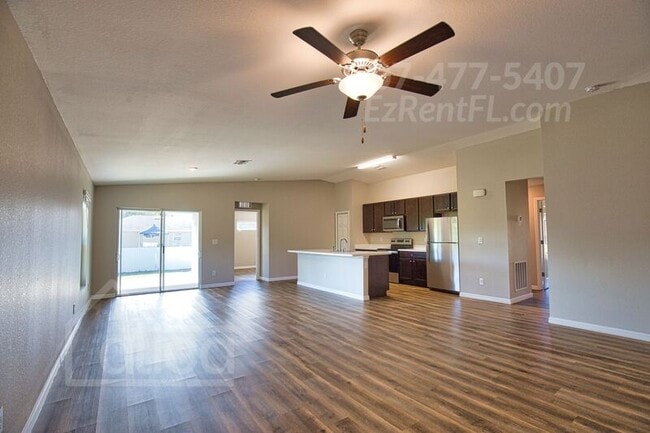 Photo - 2905 3rd St SW