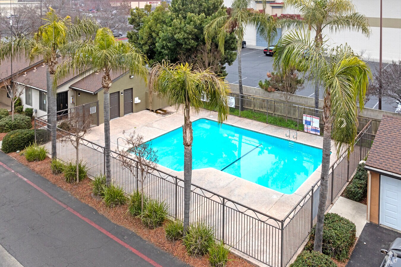 Piscina - La Hacienda