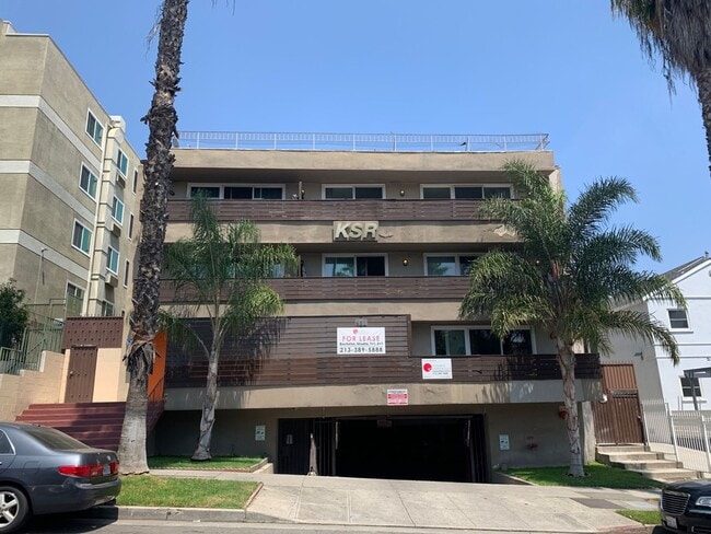 Newly Renovated Studio Unit - Koreatown - Newly Renovated Studio Apartment Unit - Koreatown Unit 201