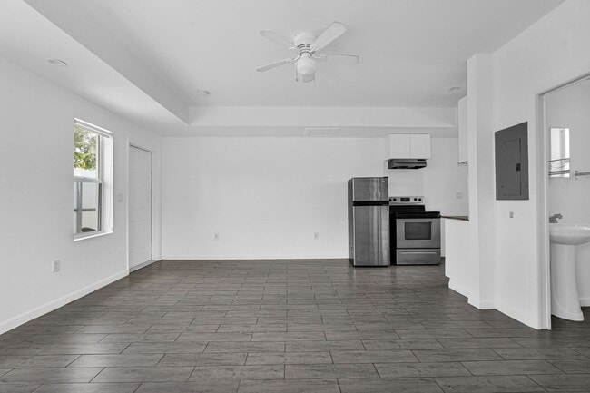 Photo - 529 NW 88th St