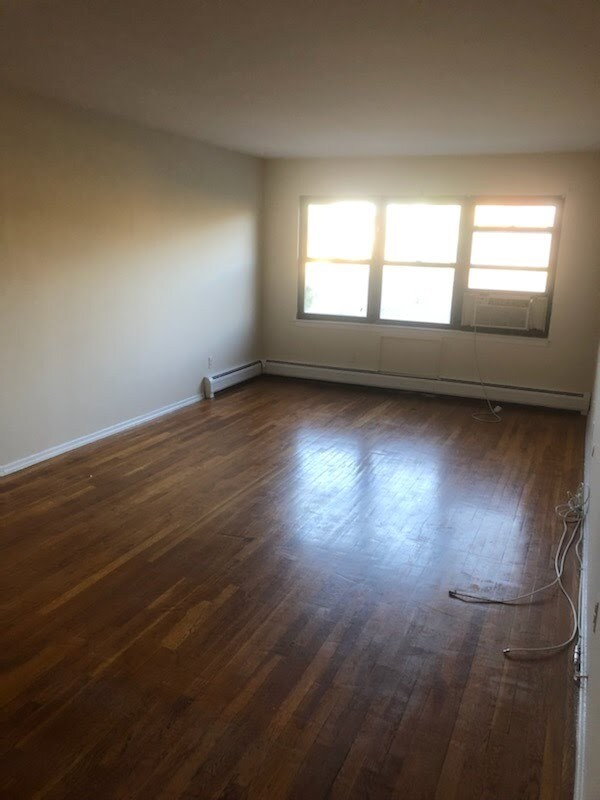 259 Reynolds Terrace Apartment For Rent in Orange, NJ