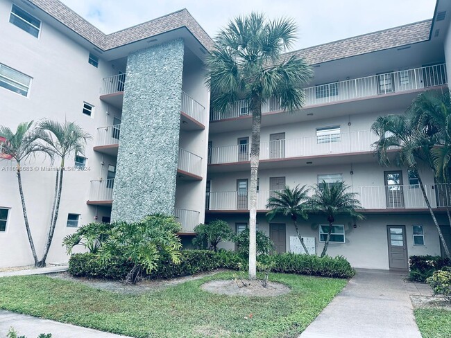 Photo - 2420 SW 81st Ave Condo Unit 103