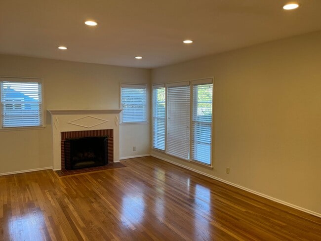 Photo - Pristine Original Westchester Home in North Kentwood