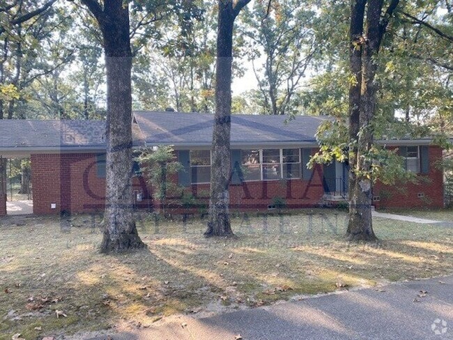 Building Photo - Lakewood 3 bedroom Home