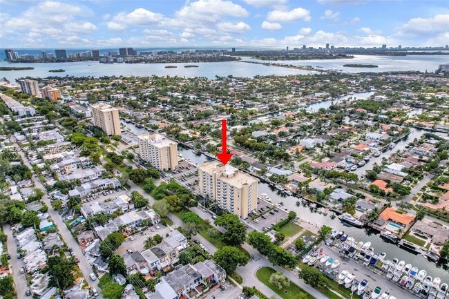 Photo - 2000 NE 135th St Unit 411