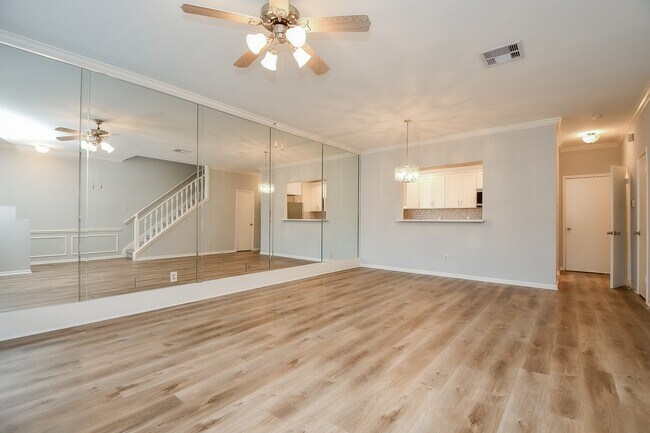 Photo - 8085 El Mundo St Unidad 8085