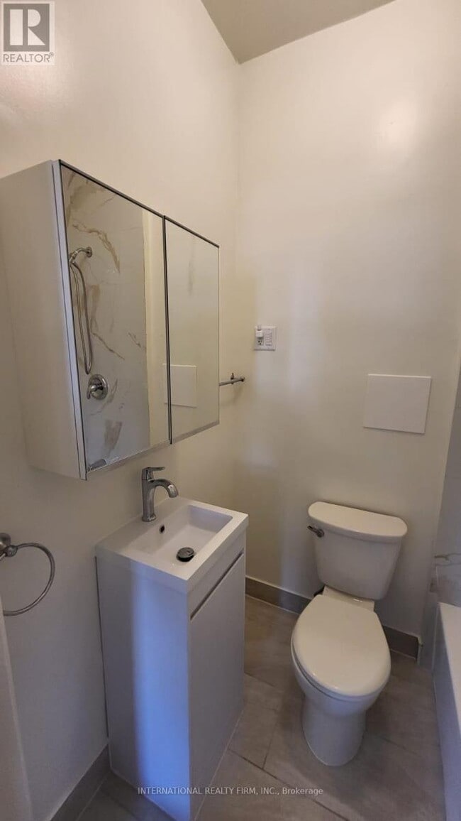 Photo - 7 Thomas St Unit 2