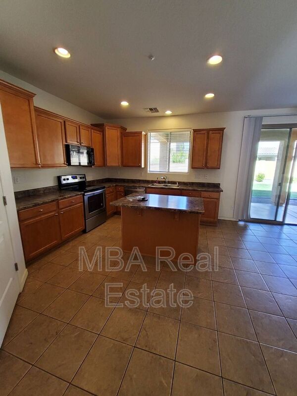 Photo - 8998 W Plum Rd