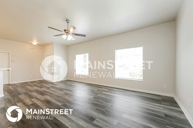 Photo - 3808 20th St W