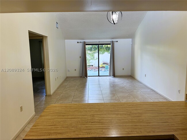 Photo - 9324 SW 132nd St