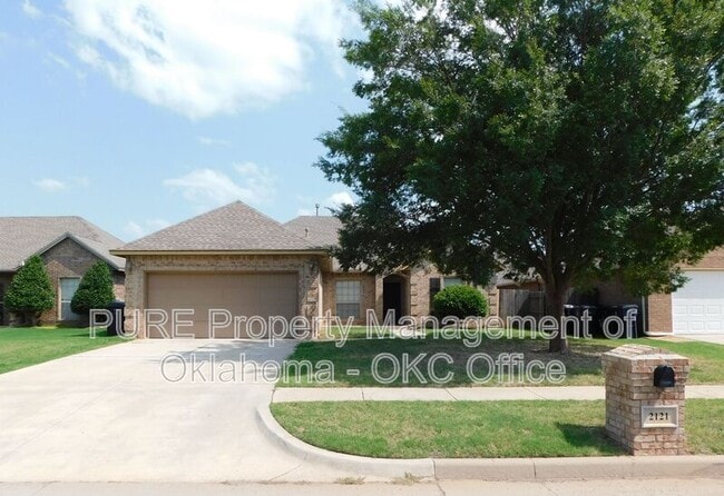 Building Photo - 2121 NW 157th St