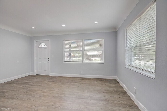 Photo - 2 br, 1 bath House - 3495 17th Avenue South