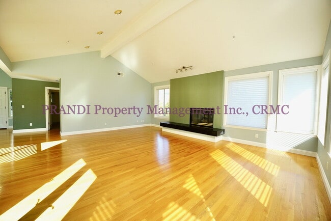 Photo - Exclusive Home in Gated Community!