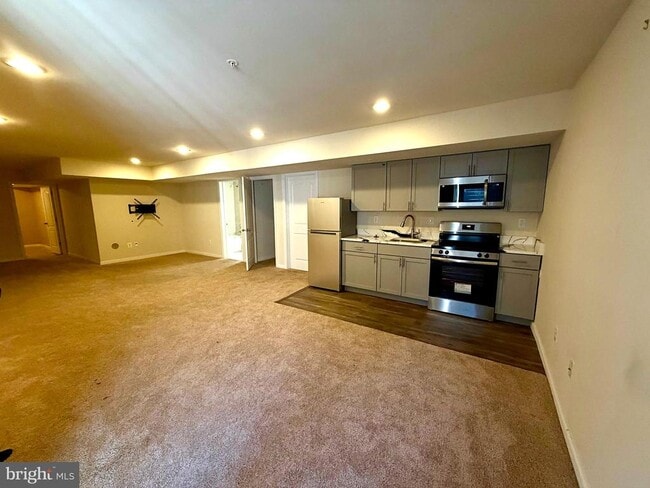 Photo - 3010 Winterbourne Dr