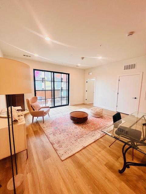 Photo - 207 S Congress Ave Unit 207