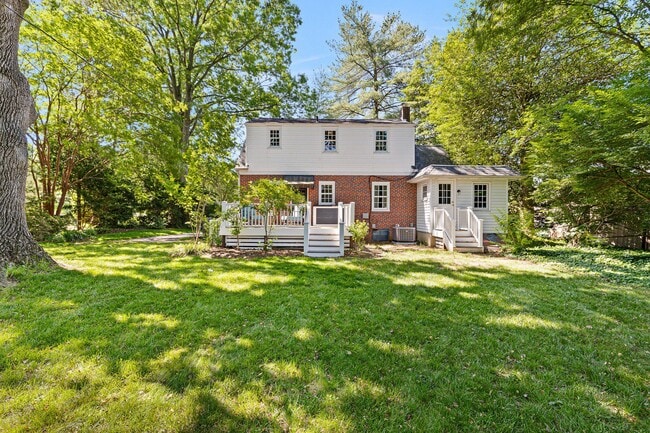 Photo - 112 W Park Pl