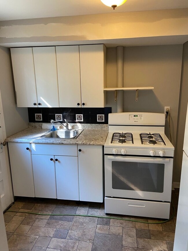 Photo - Cozy, Two Bed Available May 15th!