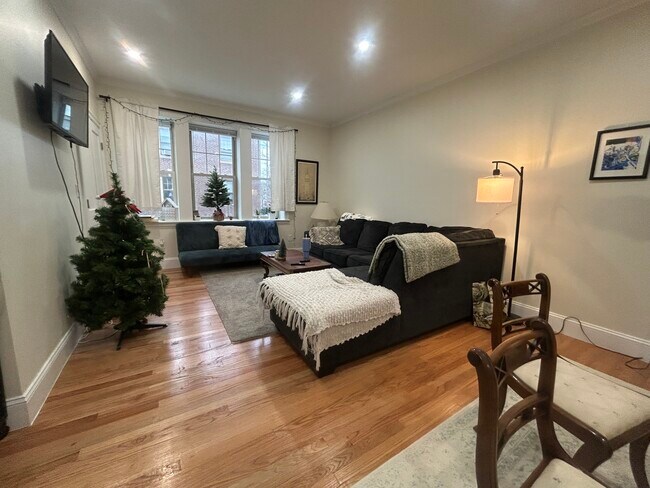 Photo - 12 Alton Pl Unit 3