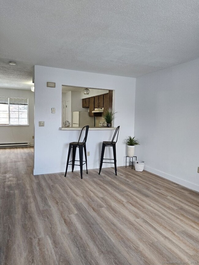 Photo - 975 Meriden Rd Unit APT 11