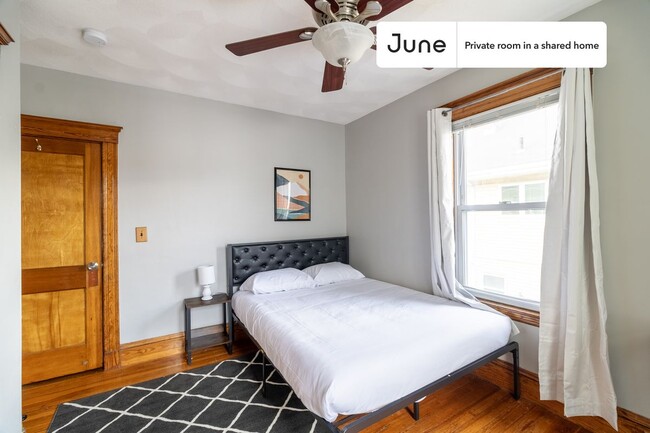 Private bedroom in 5 bed/2 bath Home - Private bedroom in 5 bed/2 bath Home Unidad A