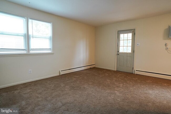 Photo - 414 Lees Ave Unit B