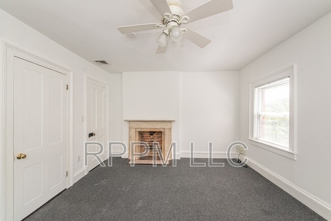 Photo - 146 Sussex St Unit 3