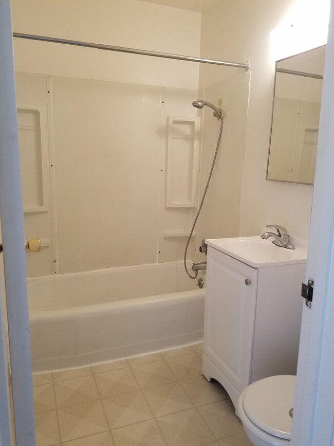 Photo - 3bd/2ba House Near Laguna Lake