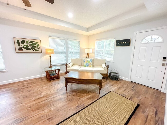 1004 SE 7th Ave Unit SI ID1359094P