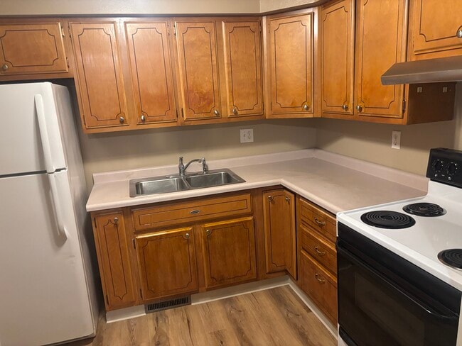 Building Photo - 1117 Melrose Ct