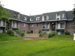 Building Photo - 838 Jonathon Ct Unit 308