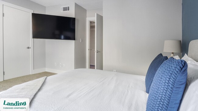 Photo - 2000 E Lake Pkwy Unit 103