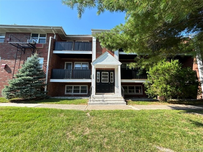 Building Photo - 153 6th Ave Unit 12C