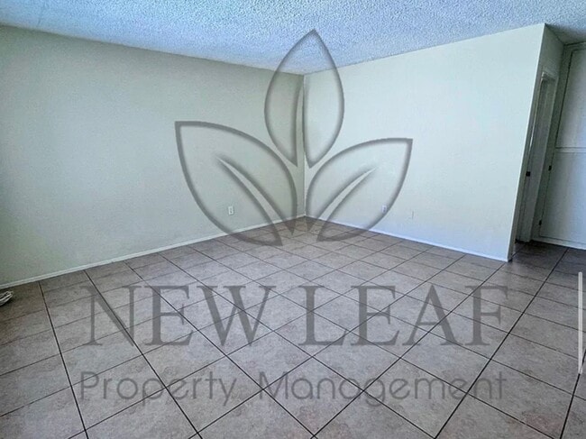 Photo - 10954 Pipeline Ave Unit B