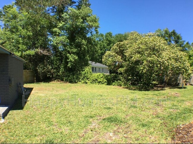 Photo - 1559 Brookbank Ave
