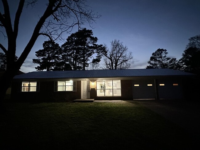 Photo - 7 Stanford Dr Casa